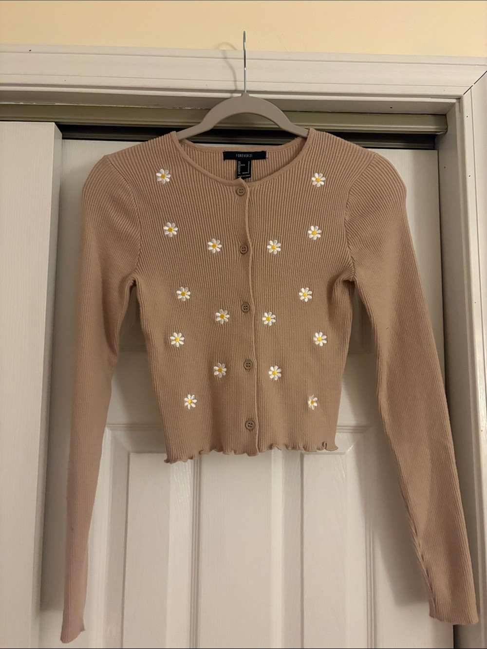 Forever 21 Beige Daisy-Embroidered Ribbed Button Cardigan